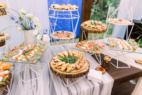 Un buffet de brunch pour un mariage : original et délectable