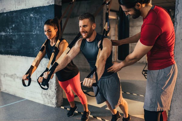 Quelle est la différence entre un fonctionnaire et un agent de l'àtat ?